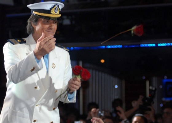 Roberto Carlos no show no navio Costa Concordia  (5/2/10)