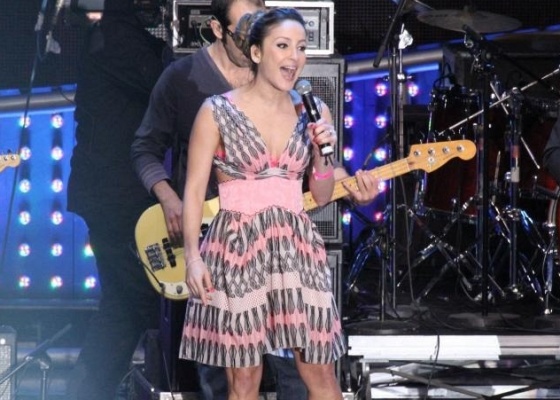 Claudia Leitte vai cantar na final de Ídolos 2011