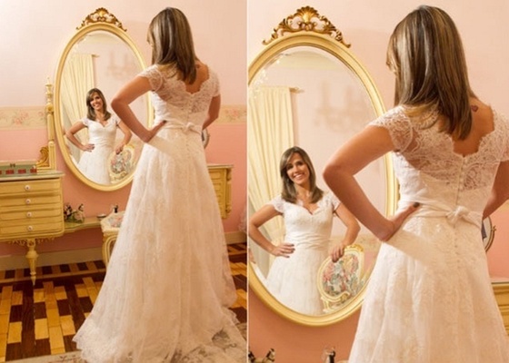 Fernanda Pontes mostra seu vestido de noiva (9/12/10)