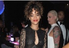 Rihanna Exibe Piercing No Mamilo Em Festa De Ano Novo Not Cias Uol