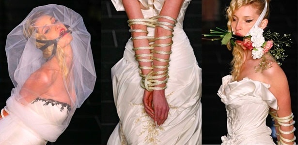 "O estilista instalou o espírito escandaloso na passarela, com noivas amarradas", comentou a blogueira do "Fashionista" sobre o desfile de Samuel Cirnansck