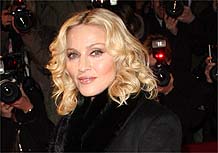 Madonna no festival de cinema de Berlim (13/02/2008)
