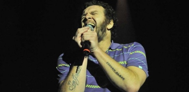 Otto apresenta, em São Paulo, os shows de Certa Manhã Acordei de Sonhos Intranquilos, seu novo álbum, no Auditório do Ibirapuera (12/3/10)