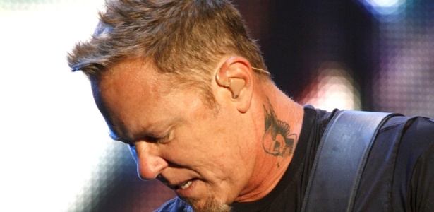 O guitarrista e vocalista James Hetfield durante show do Metallica no Rock 