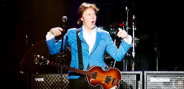 Paul McCartney faz o primeiro de dois shows no estádio do Morumbi, em São Paulo (21/11/2010)