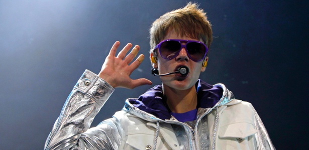 Cantor canadense Justin Bieber se apresenta em Cingapura (19/04/2011)