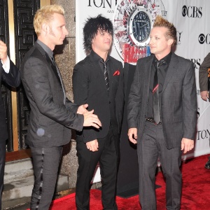 Integrantes do Green Day vão ao 64º Tony Awards em Nova York (13/6/2010)