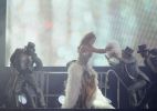 Jennifer Lopez faz show no Arte Music Festival