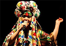 A cantora Björk se apresenta em São Paulo (28/10/07)