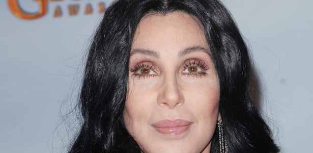 A mãe da cantora Cher gravou músicas com a banda original de Elvis Presley - Brainpix
