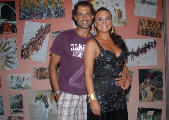 Marcos Pasquim e Susana Pires na coroao das musas da escola Renascer de Jacarepagu (29/1/10)