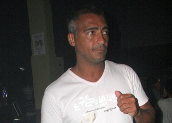 O jogador Romario na casa noturna People, na Barra da Tijuca, no Rio de Janeiro (24/1/2010)