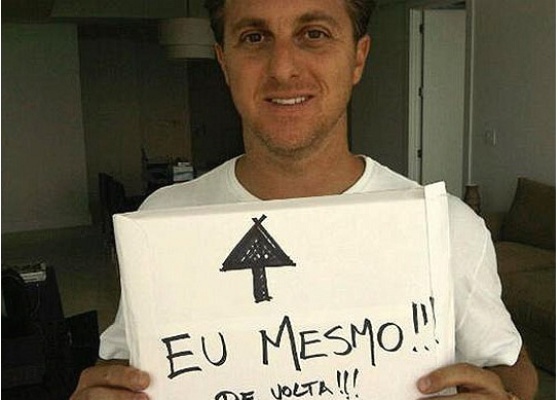 Luciano Huck ironiza a invaso de hackers em seu Twitter (24/4/10)