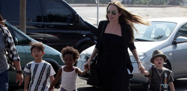 Shiloh quer ser um menino, diz Angelina Jolie