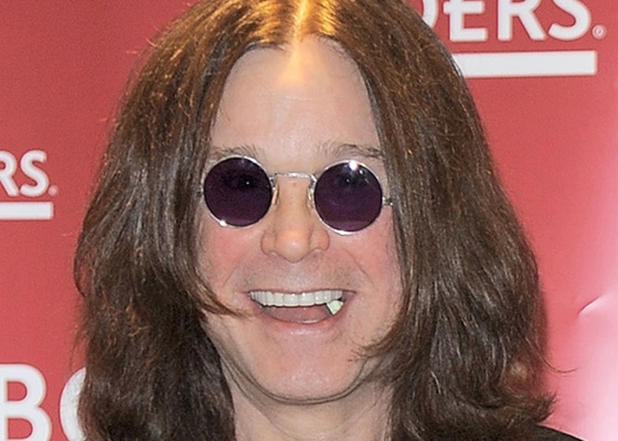 O cantor Ozzy Osbourne no lanamento de sua biografia 