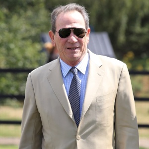 Tommy Lee-Jones participa do Cartier International Polo Day na Inglaterra (25/07/2010) - Getty Images