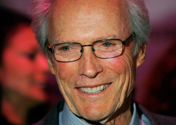 O ator Clint Eastwood participa da première de "Hereafter" em Nova York (10/10/2010)