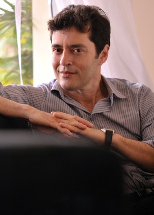 Tiago Santiago é autor de séries e novelas - Luiza Dantas / Carta Z Notícias