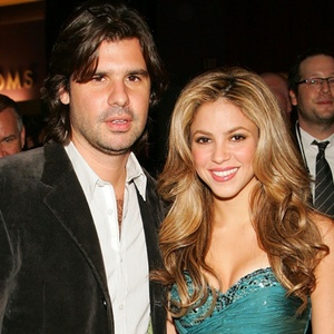 Shakira e Antonio de la Rua em 2007