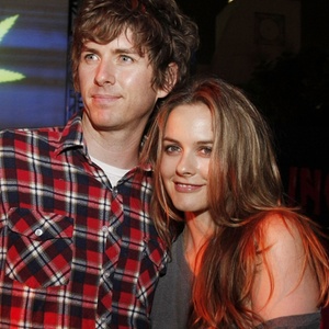 A atriz Alicia Silverstone e o marido Christopher Jarecki na festa após a première de "Segurando as Pontas", em Los Angeles (31/7/2008)