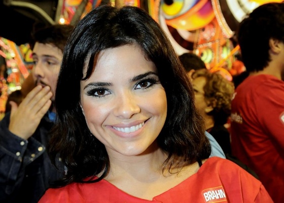 Vanessa Giácomo vai a camarote de cervejaria no Rio (5/3/2011)