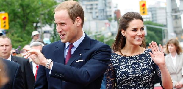 Príncipe William, que na foto aparece ao lado de sua mulher Catherine, completa 30 anos