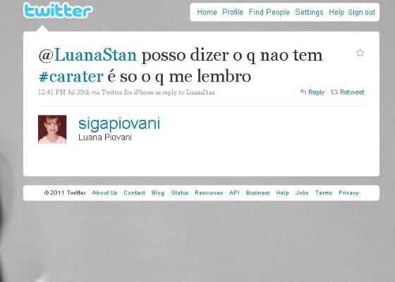 Post de Luana Piovani falando sobre o ex-namorado Felipe Simão em seu Twitter (30/7/2011)