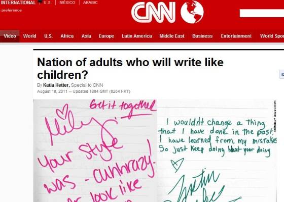 Site da CNN divulgou autógrafos de Miley Cyrus (esquerda) e Justin Bieber