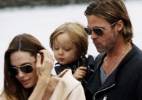 Brad Pitt e Angelina Jolie levam filhos a espetáculo de marionetes realizado em barco - Brainpix