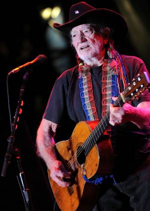 Willie Nelson se apresenta no Rapids Jam Music Festival 2011 em Roanoke Rapids, Carolina do Norte (16/6/2011) - Rick Diamond/Getty Images
