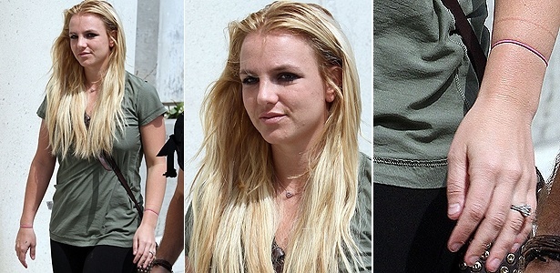 Britney Spears deixa Aeroporto de Los Angeles com camiseta do avesso e anel de noivado (14/09/2011)