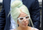 Lady Gaga quer convencer namorado a frequentar festas fetichistas, diz site - AP