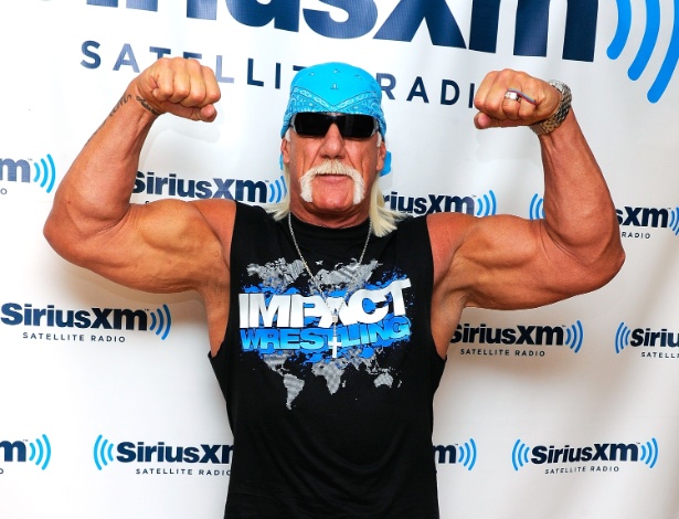 O ator e lutador Hulk Hogan em visita ao estúdios "SiriusXM" em Nova York (13/10/11)