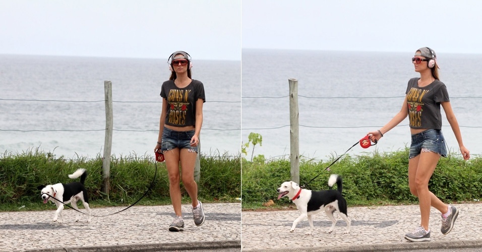Ellen Jabour passeia pela orla da praia da Barra da Tijuca, zona oeste do Rio de Janeiro (16/1/12)