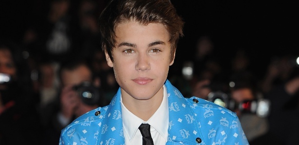 Justin Bieber chega ao NRJ Music Awards em Cannes, na França (28/1/12)
