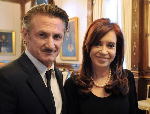 Sean Penn encontra Christina Kirchner na Casa Rosada em Buenos Aires (13/2/2012)