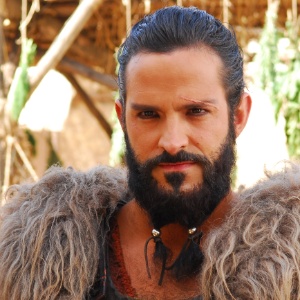 O ator Iran Malfitano como Abner da série "Rei Davi", da Record (2011)
