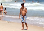 Ex-jogador de futebol Leonardo caminha nas areias do Leblon - Photo Rio News