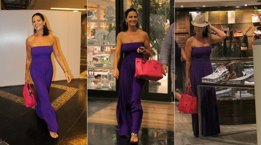 Luiza Brunet circula por shopping do Rio (2/3/2012)