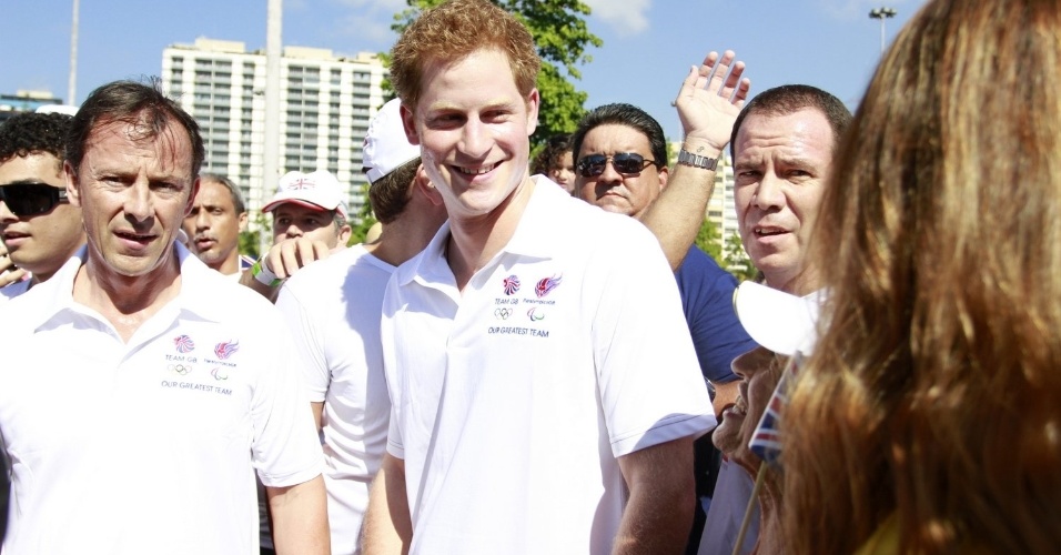 O príncipe Harry participa de corrida beneficente, no Aterro do Flamengo, debaixo de forte sol, na manhã de sábado (10/3/12)