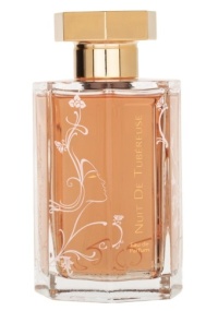 Frasco e embalagem do perfume Nuit de Tubereuse, da L'Artisan Parfumeur