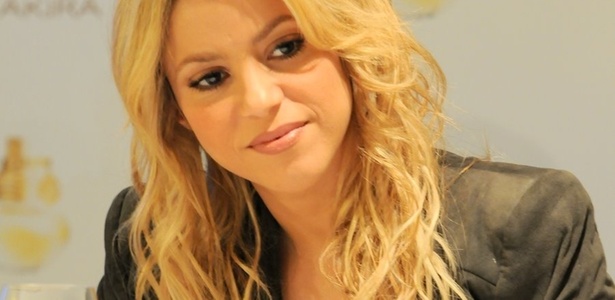 A cantora Shakira participa de coletiva de imprensa para lançamento de seu perfume no Brasil (19/03/2011) - Divulgação