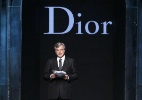 Presidente da Dior abre desfile de Galliano criticando 
