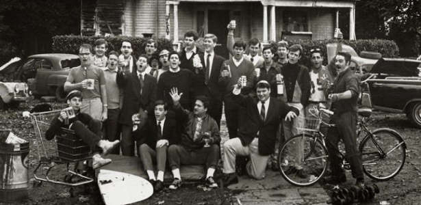 Cena do filme "Clube dos Cafajestes" (1978), considerado um clássico de filmes de universidades - Divulgação