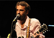 Marcelo Camelo se apresenta no Auditrio Ibirapuera, em So Paulo (23/10/2008)