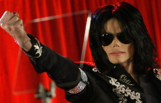 Michael Jackson anuncia série de shows em Londres 