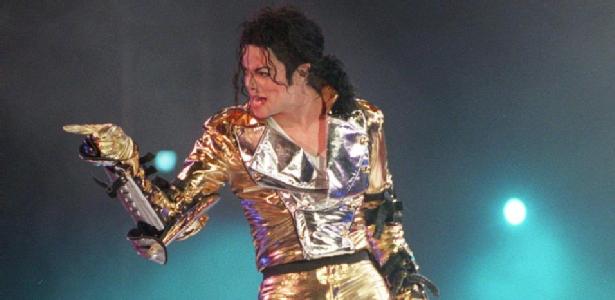Michael Jackson no primeiro show da turnê de "HIStory" em Praga (01/08/1997) - AFP