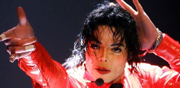 Michael Jackson no programa de TV norte-americano "American Bandstand 50th...A Celebration" (20/04/2002) - AFP