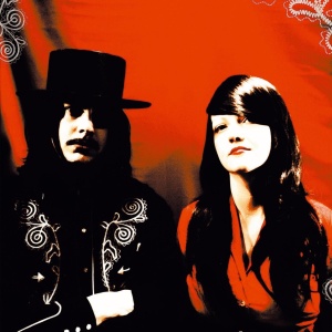 Os integrantes do White Stripes, Jack e Meg White, posam para foto - Divulgação - Divulgação