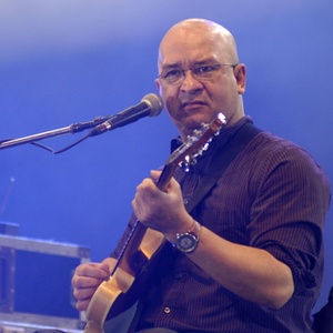 Herbert Vianna durante show dos Paralamas do Sucesso em Salvador (21/1/2010)